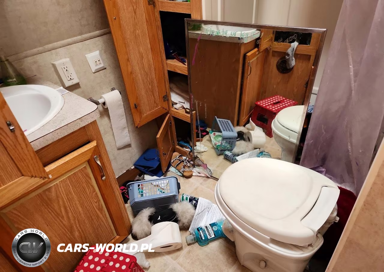 2005 Northwood Desert Fox Camper VIN:4N17V172850124233 - 8