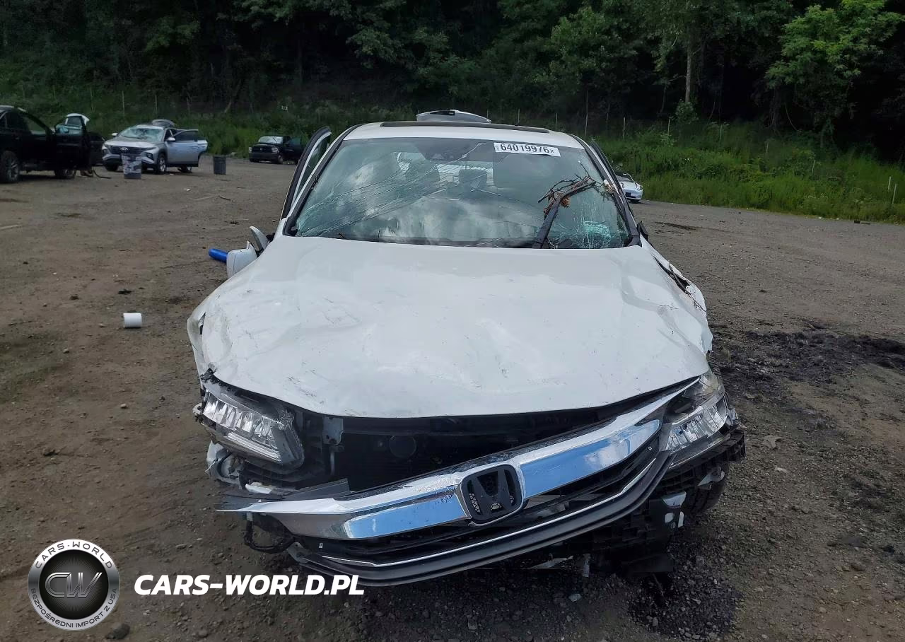 2016 Honda Accord Touring VIN:1HGCR3F96GA004974 - 5