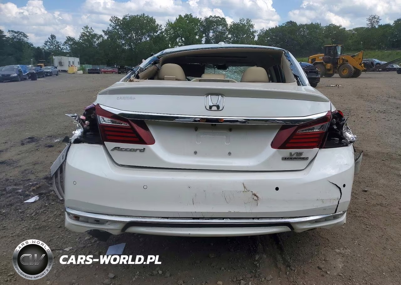 2016 Honda Accord Touring VIN:1HGCR3F96GA004974 - 6