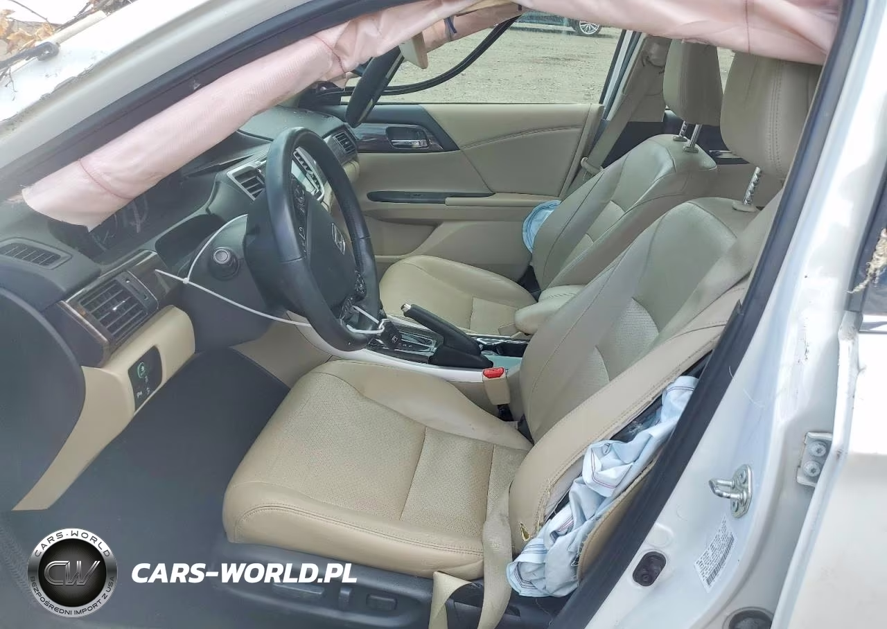 2016 Honda Accord Touring VIN:1HGCR3F96GA004974 - 7