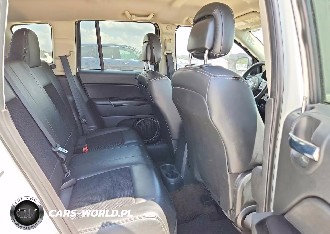 2014 Jeep Compass Sport VIN:1C4NJCBA3ED887247 - 11
