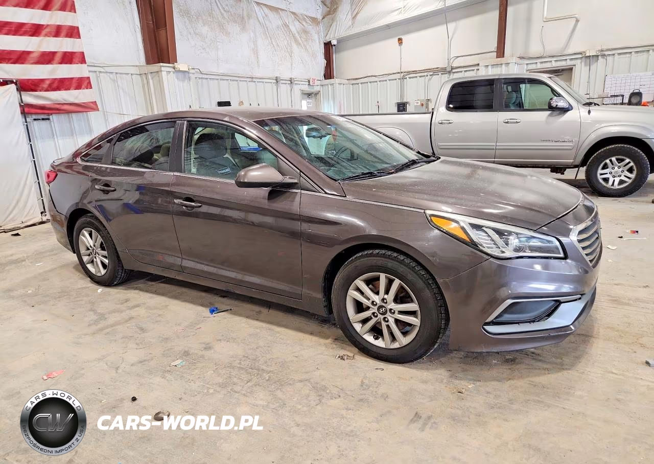 2016 Hyundai Sonata Se VIN:5NPE24AF8GH424274 - 4