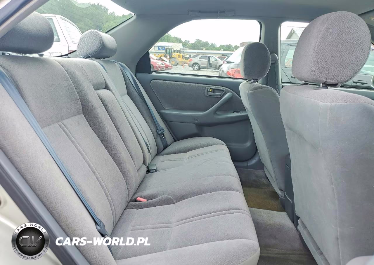 2000 Toyota Camry Ce VIN:4T1BG22K7YU000723 - 10