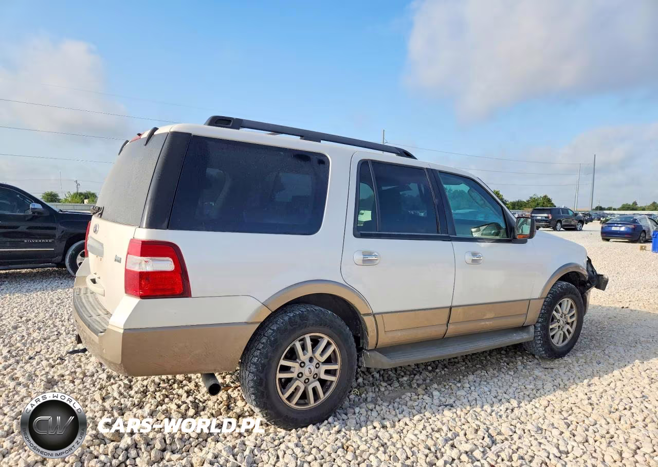 2013 Ford Expedition Xlt VIN:1FMJU1H57DEF49472 - 3