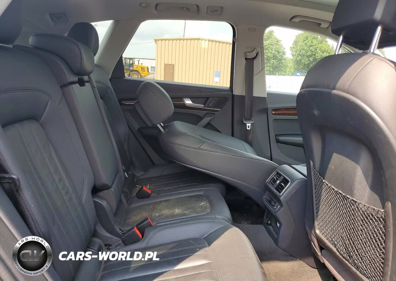 2018 Audi Q5 Premium Plus VIN:WA1BNAFY3J2134286 - 11