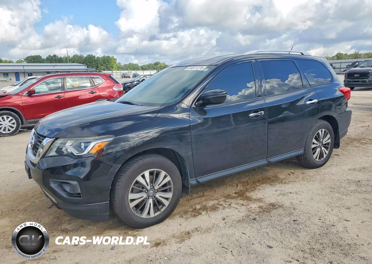 2017 Nissan Pathfinder S