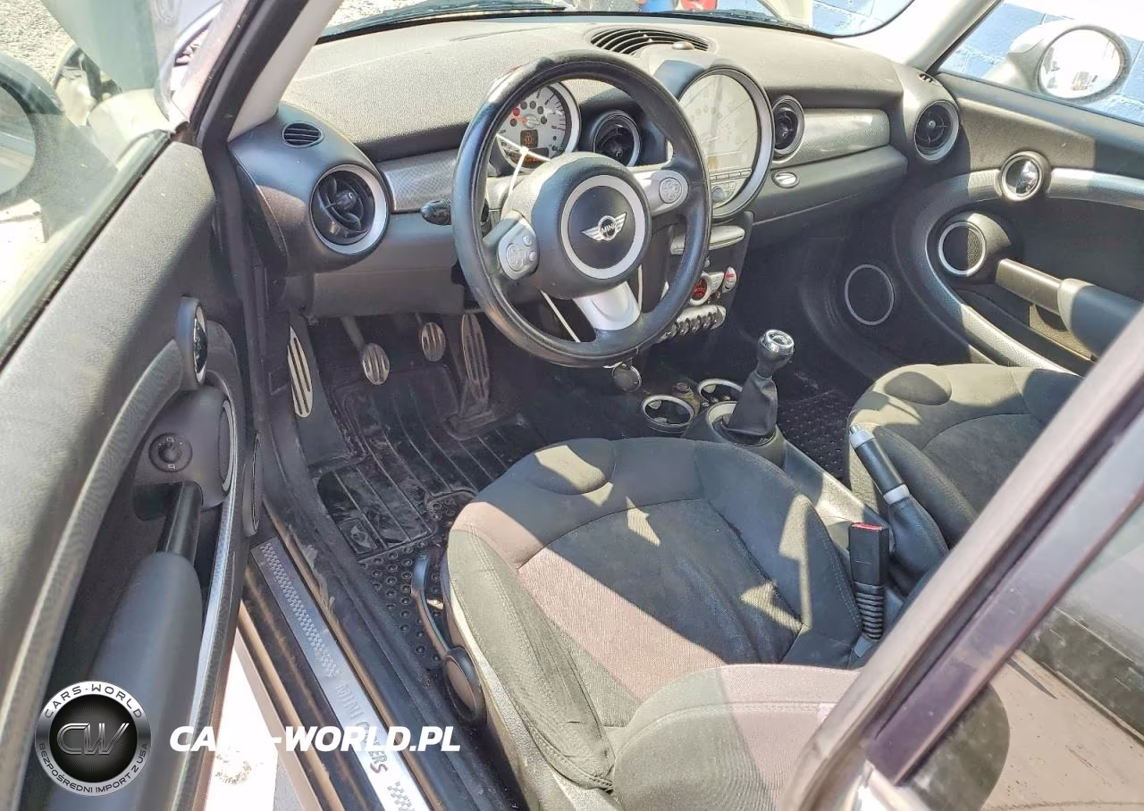 2009 Mini Cooper S VIN:WMWMF73569TT94340 - 8
