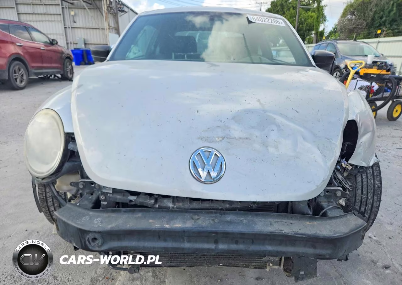 2013 Volkswagen Beetle VIN:3VWFP7AT9DM660867 - 5
