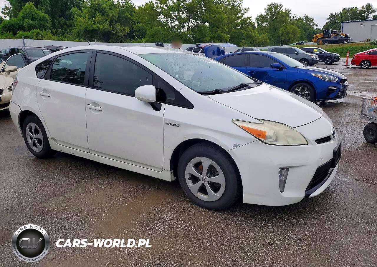 2012 Toyota Prius Three VIN:JTDKN3DU2C5480932 - 4
