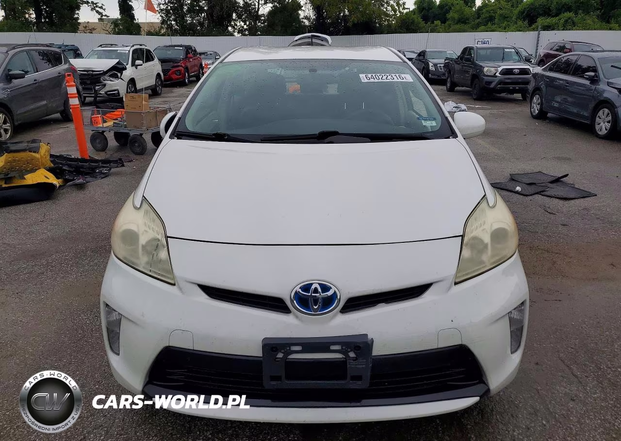 2012 Toyota Prius Three VIN:JTDKN3DU2C5480932 - 5