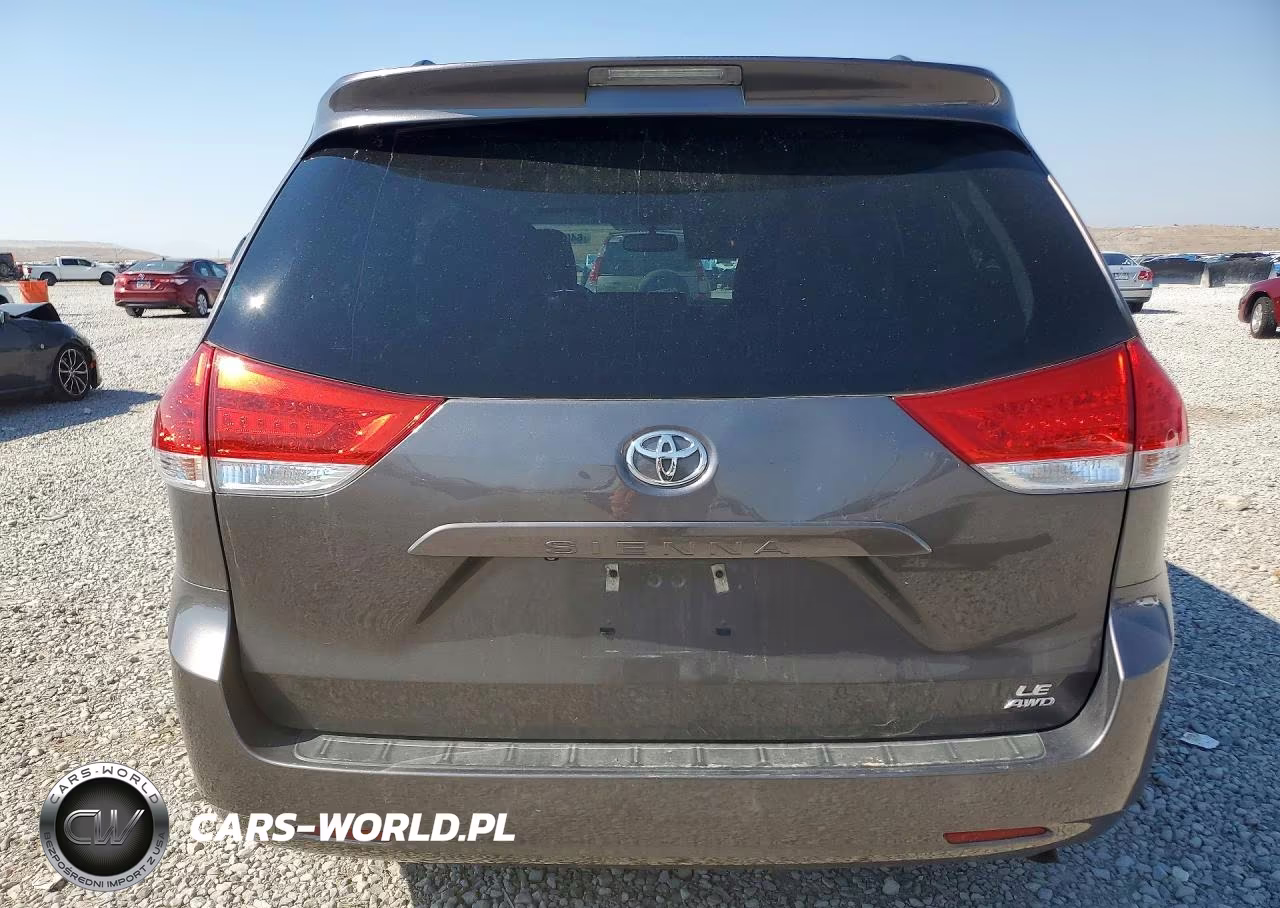 2013 Toyota Sienna Le VIN:5TDJK3DC5DS061108 - 6