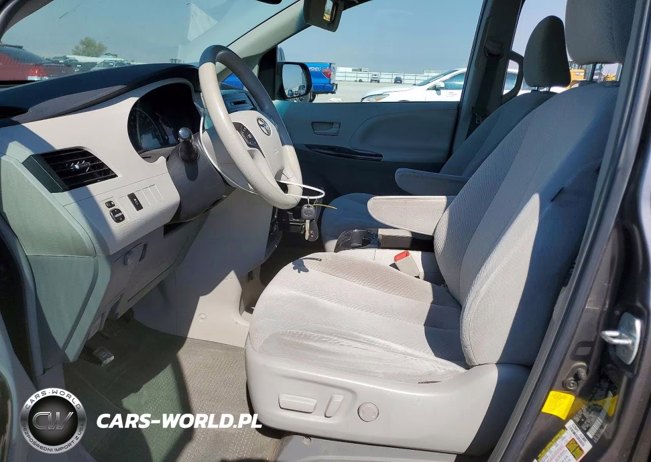 2013 Toyota Sienna Le VIN:5TDJK3DC5DS061108 - 7