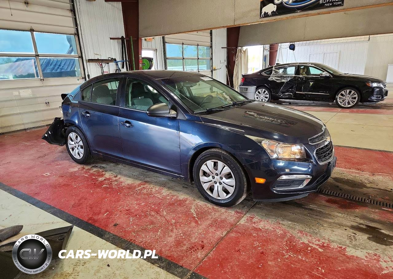 2016 Chevrolet Cruze Limited Ls VIN:1G1PC5SGXG7111842 - 4