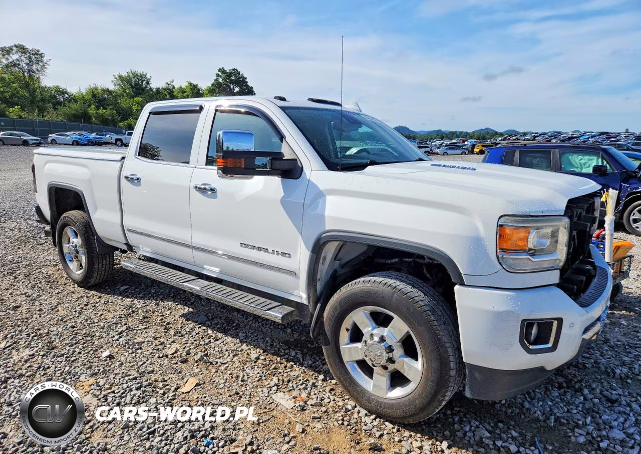 2016 GMC Sierra K2500 Denali VIN:1GT12UE89GF142052 - 4