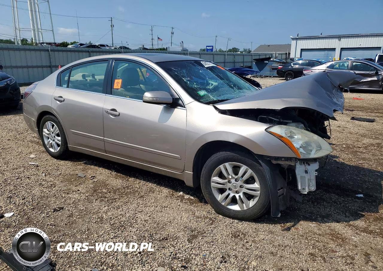 2012 Nissan Altima 2.5 VIN:1N4AL2AP2CN571330 - 4