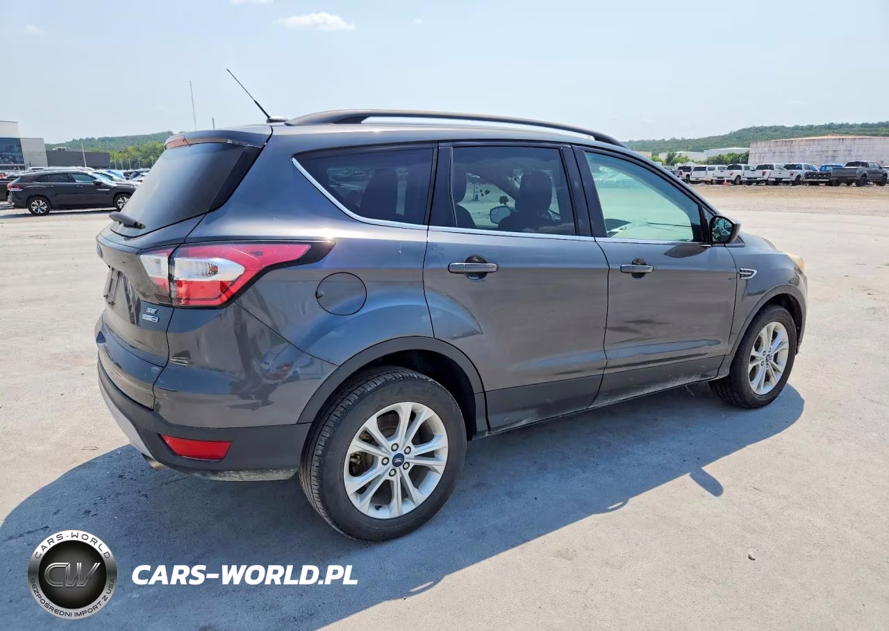 2018 Ford Escape Se VIN:1FMCU9GD8JUB36235 - 3