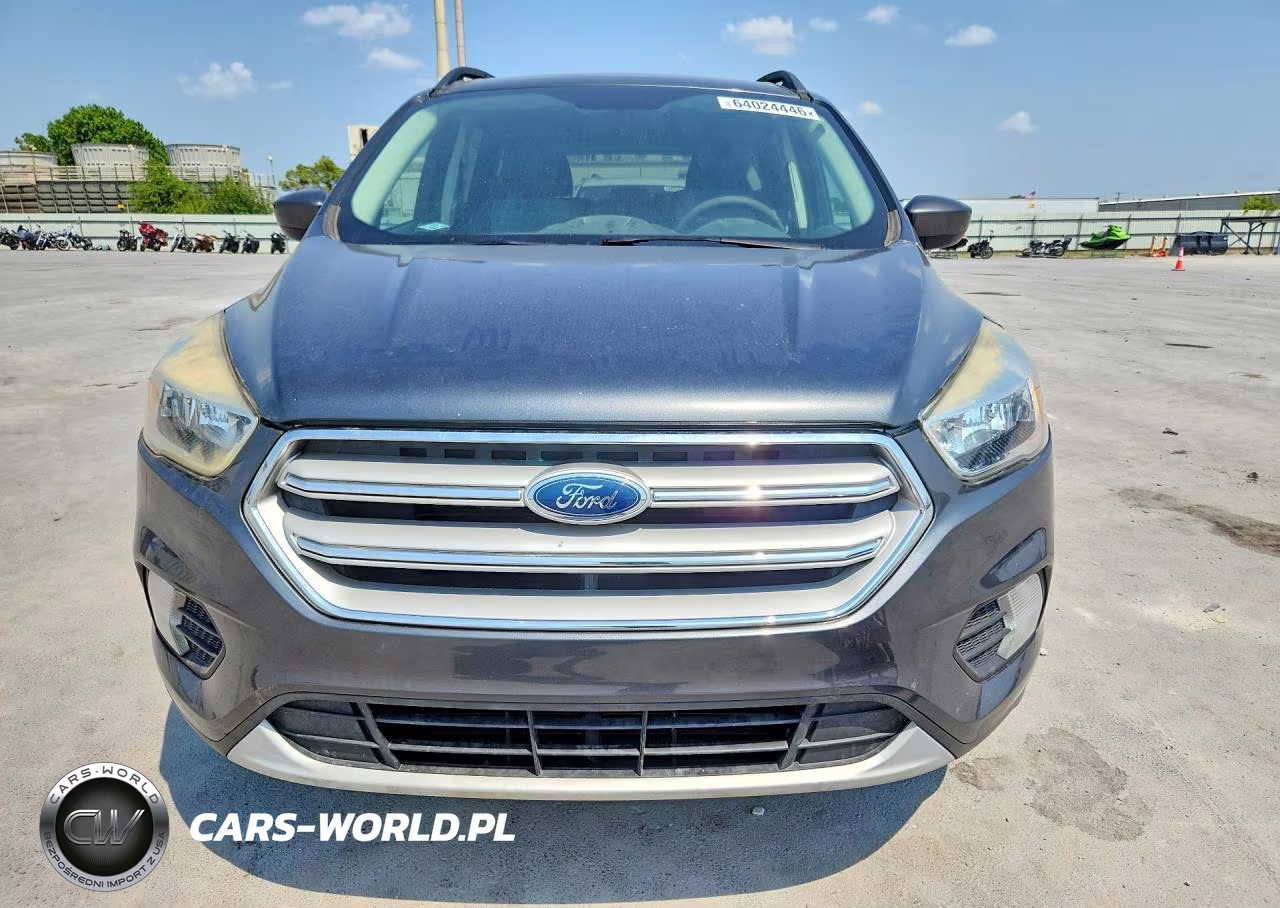 2018 Ford Escape Se VIN:1FMCU9GD8JUB36235 - 5
