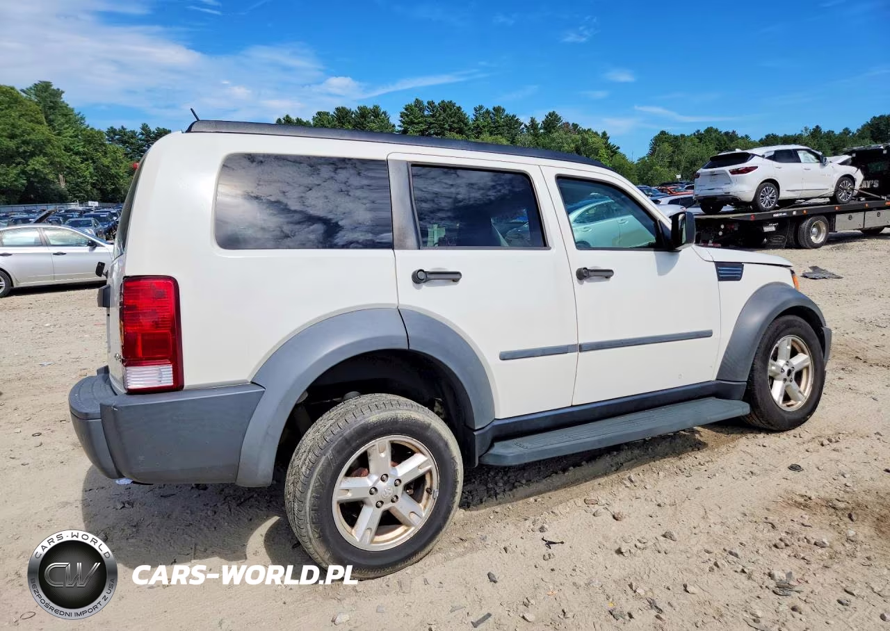 2007 Dodge Nitro Sxt VIN:1D8GU28KX7W601932 - 3