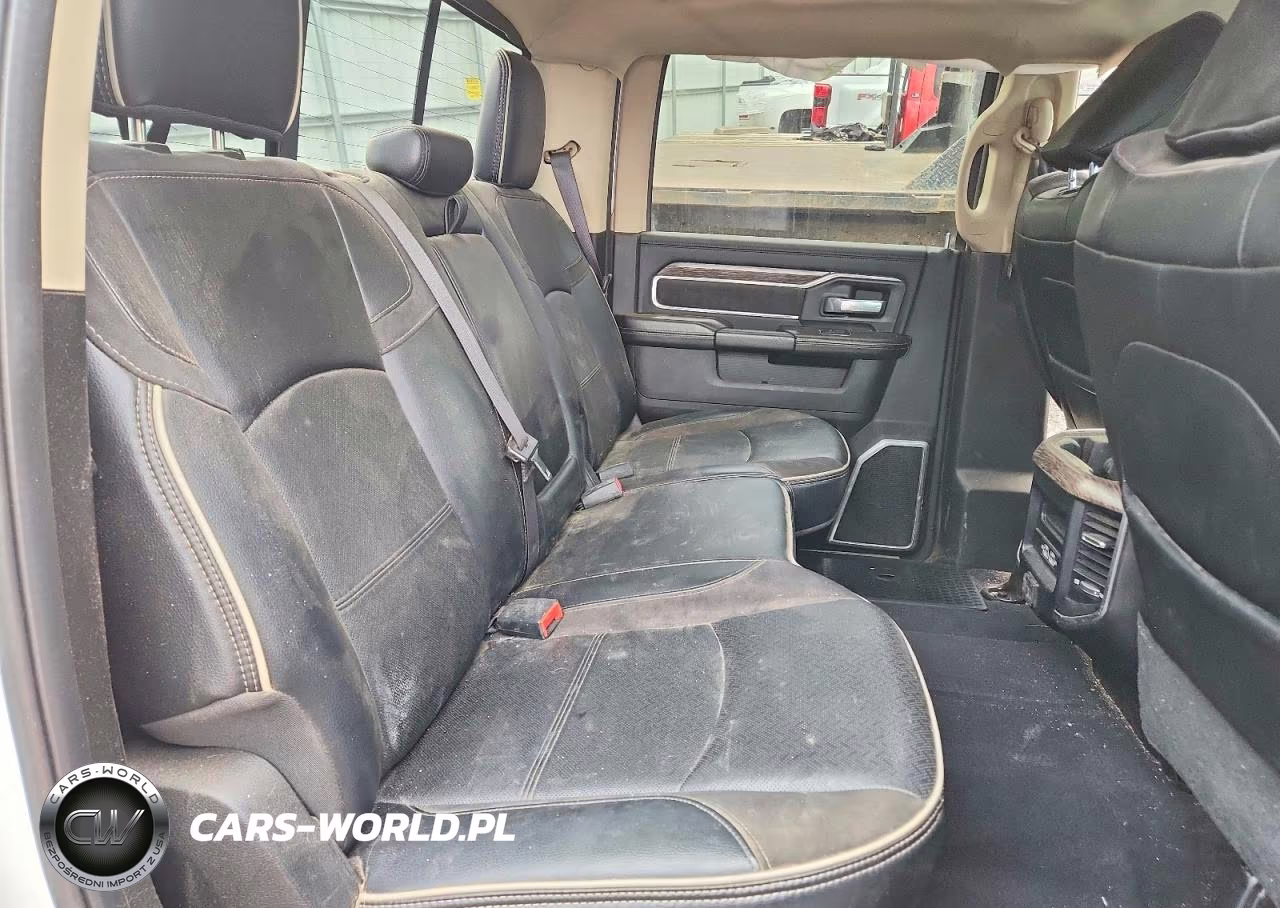 2021 Ram 3500 Laramie VIN:3C63RRJL6MG649505 - 10