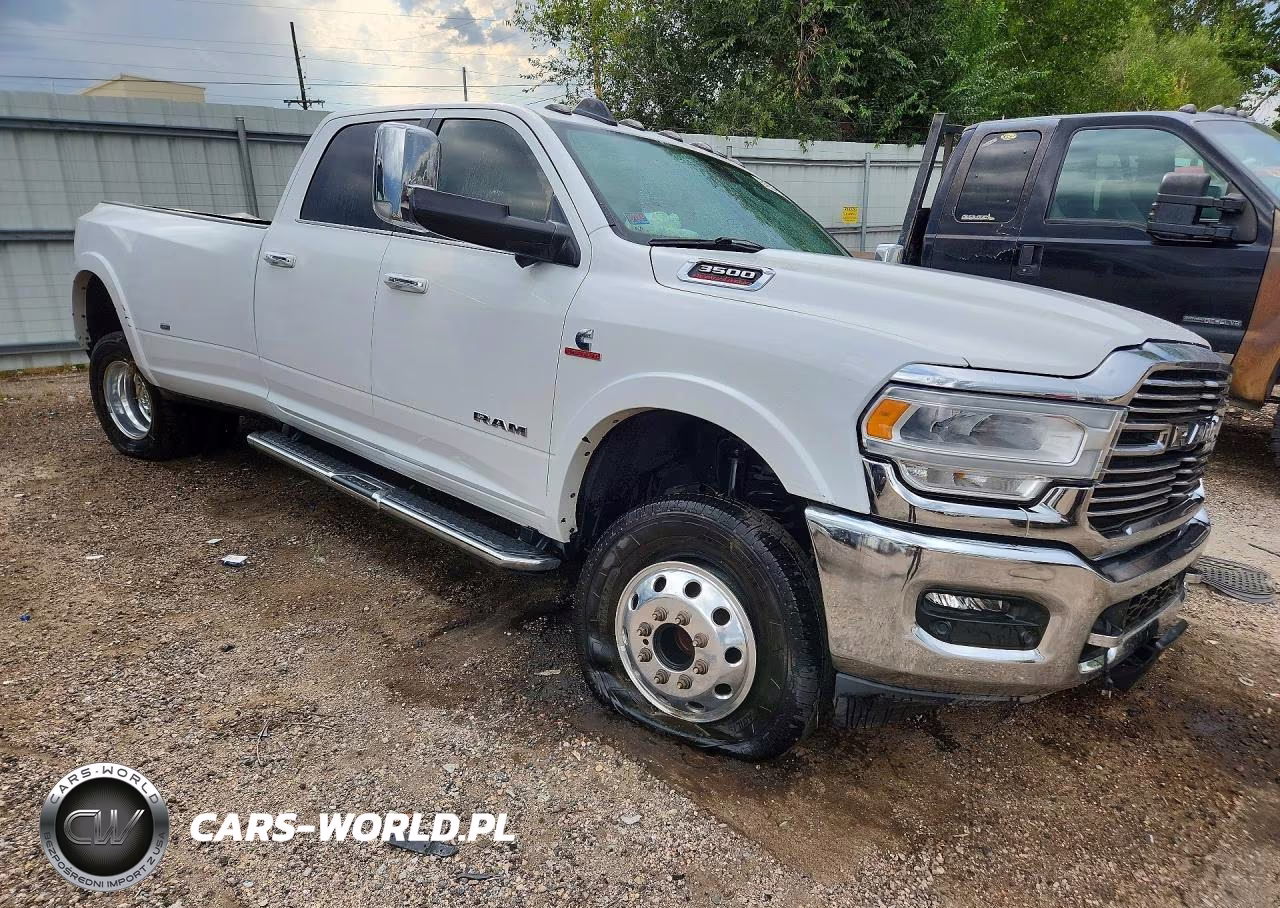 2021 Ram 3500 Laramie VIN:3C63RRJL6MG649505 - 4