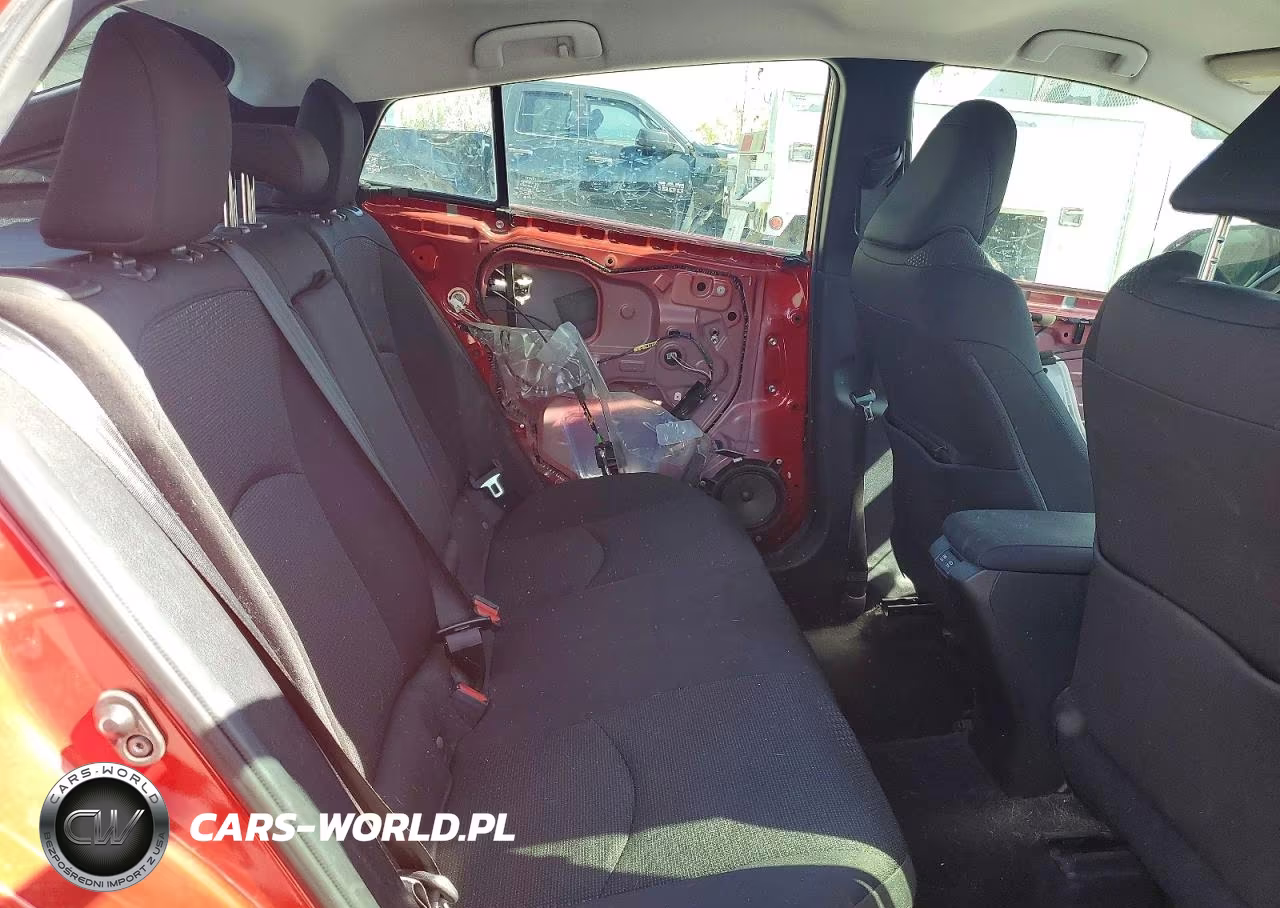 2019 Toyota Prius Le VIN:JTDKARFU0K3083354 - 10