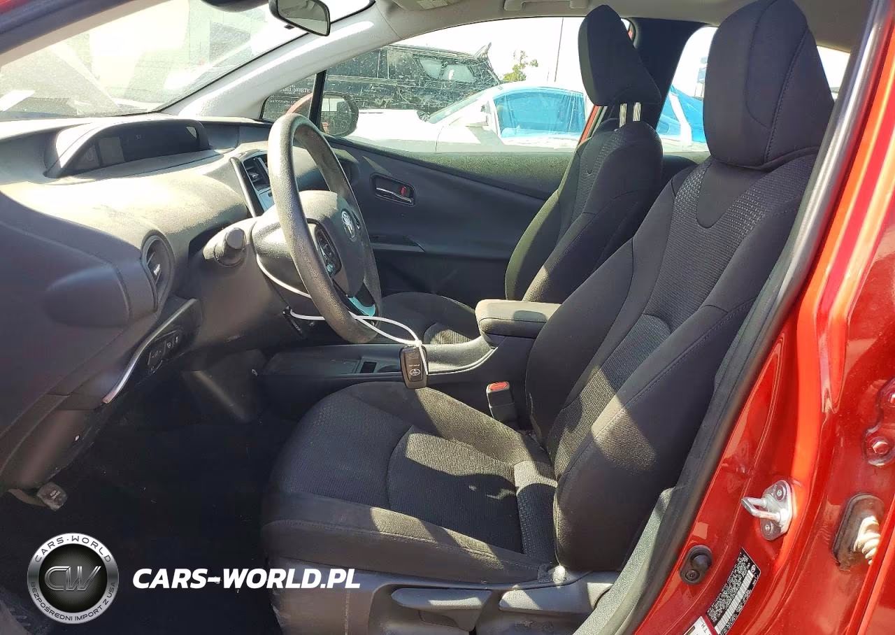 2019 Toyota Prius Le VIN:JTDKARFU0K3083354 - 7