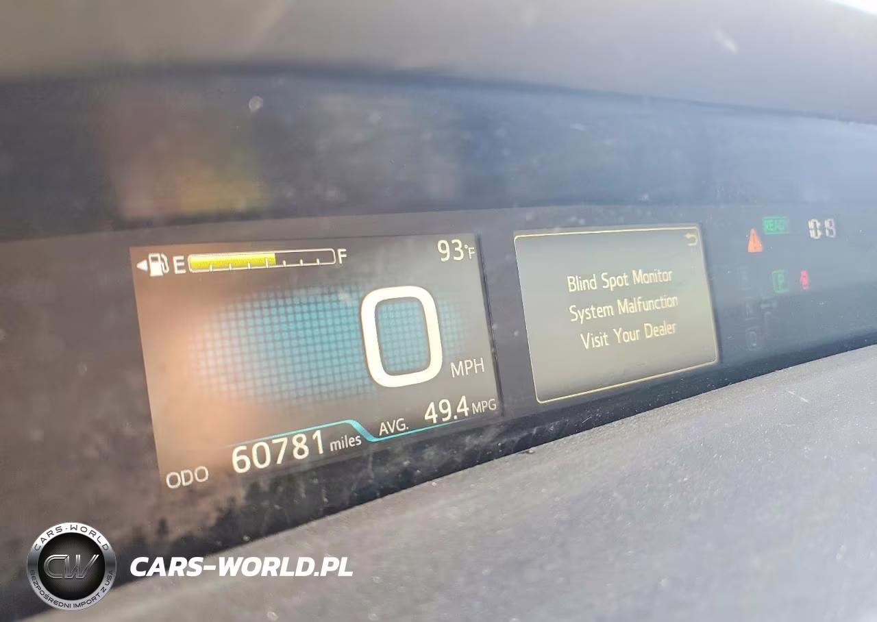 2019 Toyota Prius Le VIN:JTDKARFU0K3083354 - 9