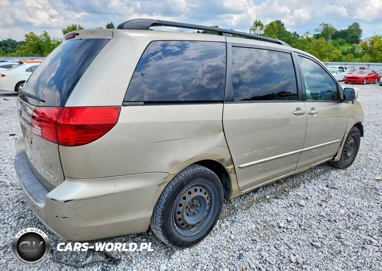 2005 Toyota Sienna Le 7 Passenger VIN:5TDZA23C85S238821 - 3