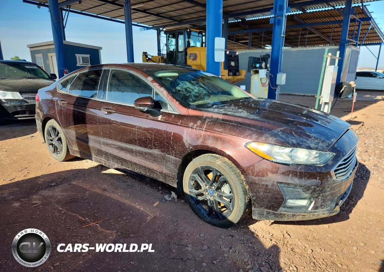 2019 Ford Fusion Se VIN:3FA6P0HD8KR176669 - 4
