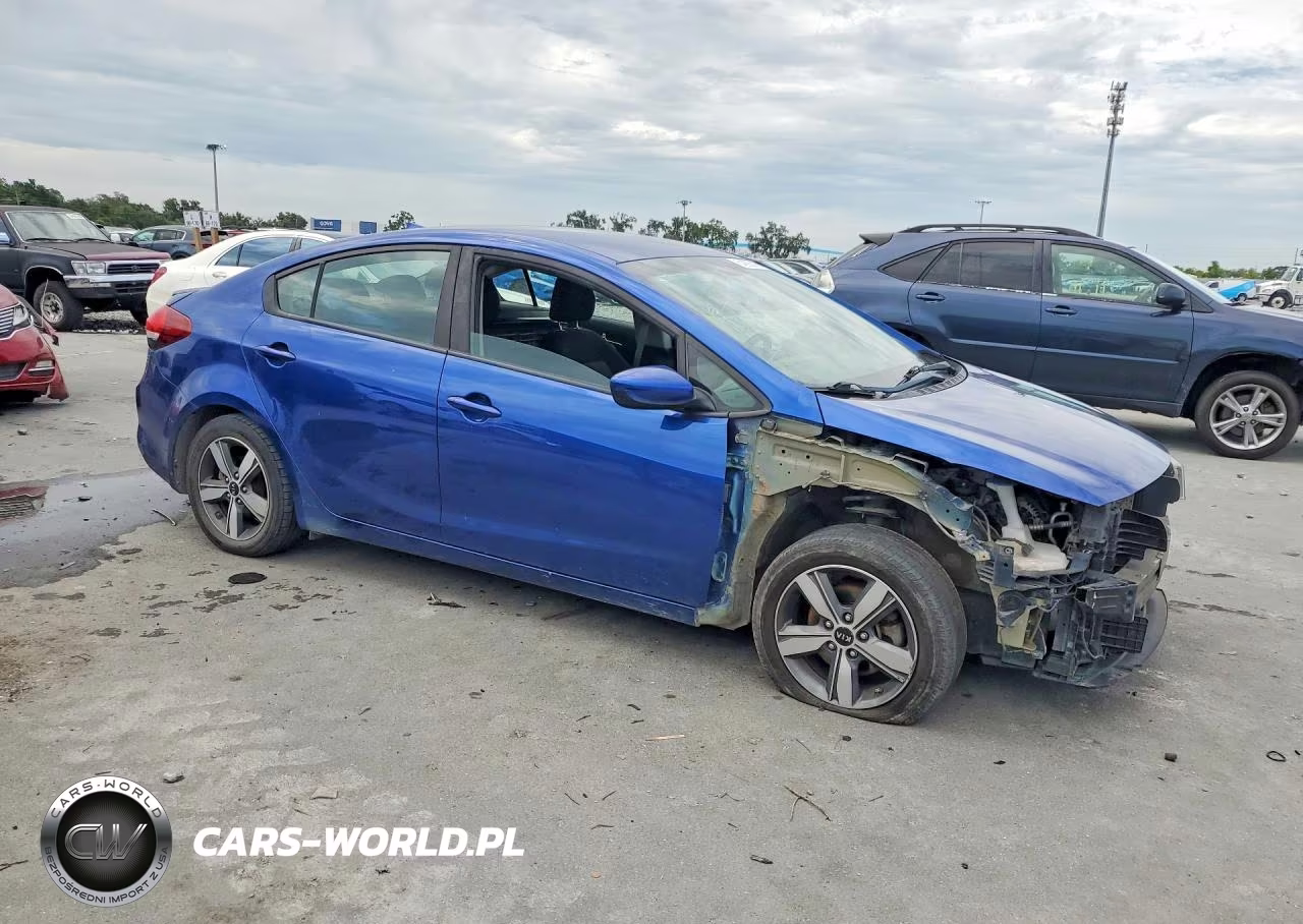 2018 Kia Forte S VIN:3KPFL4A71JE186743 - 4