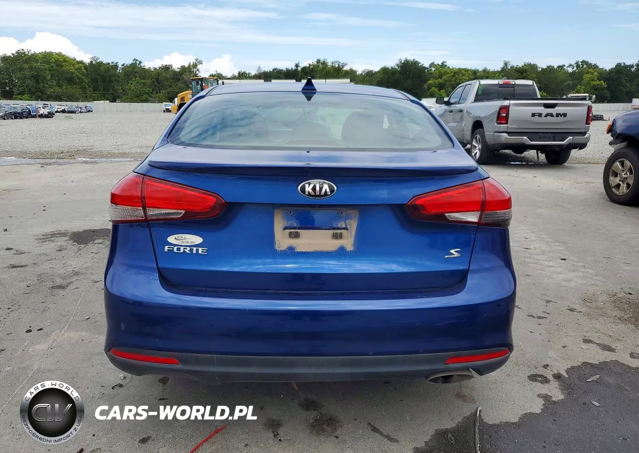 2018 Kia Forte S VIN:3KPFL4A71JE186743 - 6