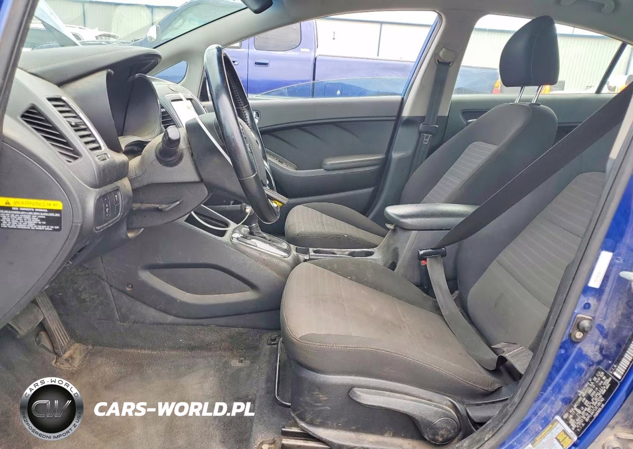2018 Kia Forte S VIN:3KPFL4A71JE186743 - 7