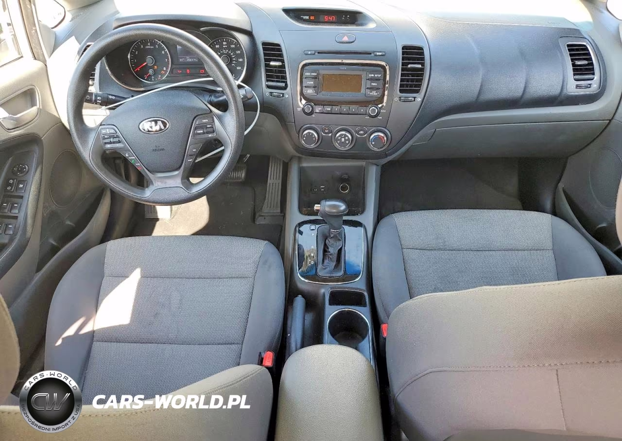 2018 Kia Forte Lx VIN:3KPFK4A78JE196236 - 8