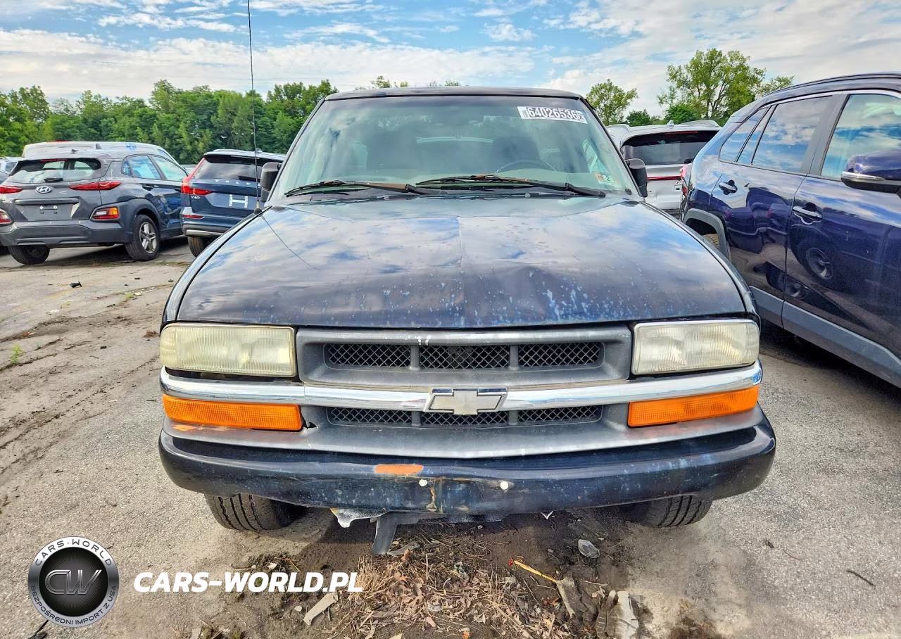 2003 Chevrolet S Truck S10 VIN:1GCCS14H638207690 - 5