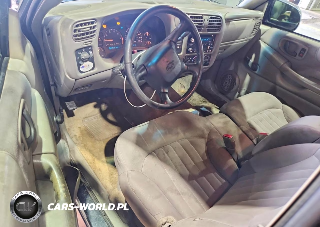2003 Chevrolet S Truck S10 VIN:1GCCS14H638207690 - 8