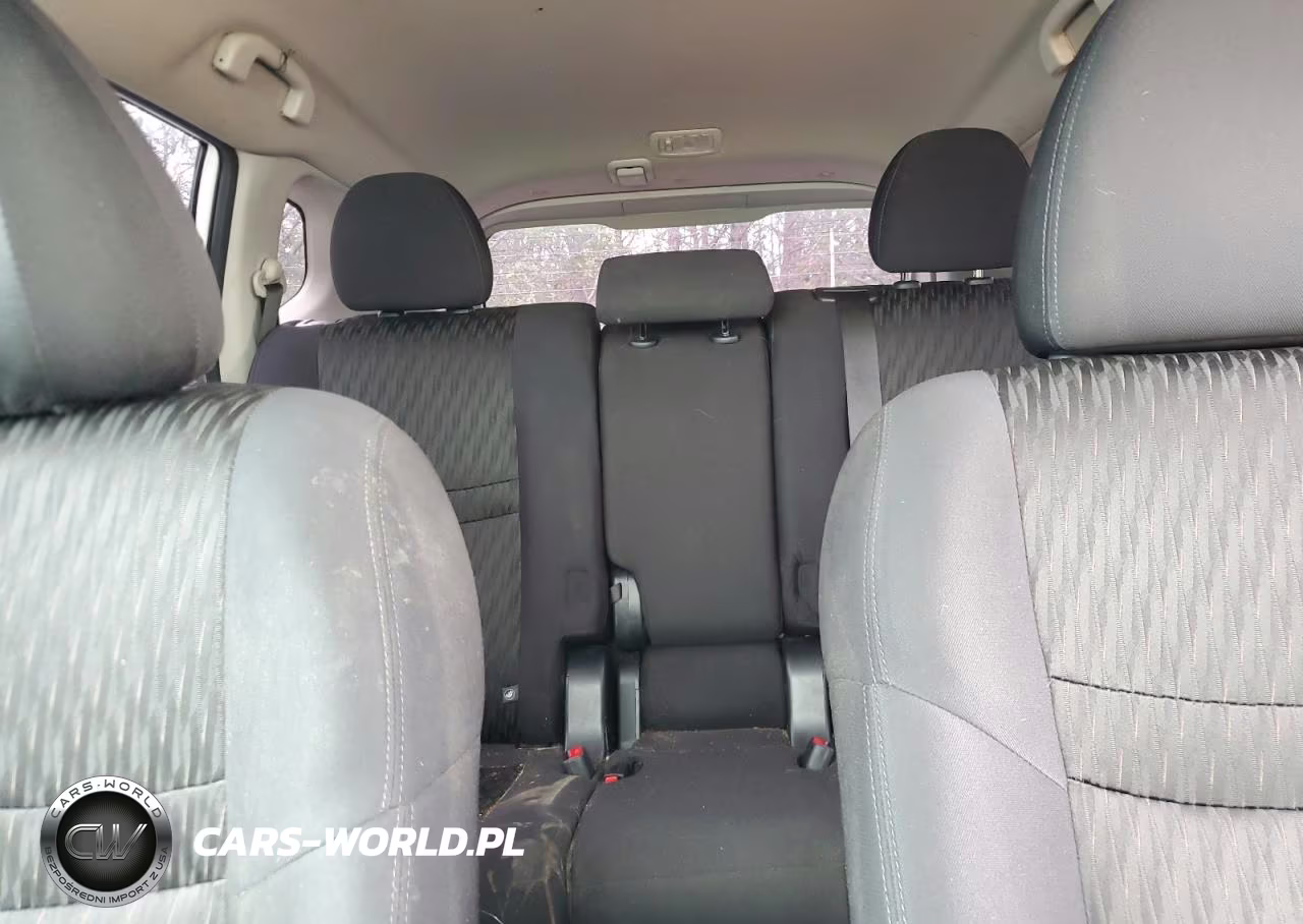2020 Nissan Rogue S VIN:5N1AT2MV7LC786259 - 10