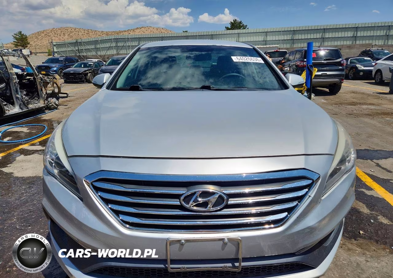 2015 Hyundai Sonata Sport VIN:5NPE34AF6FH220441 - 5