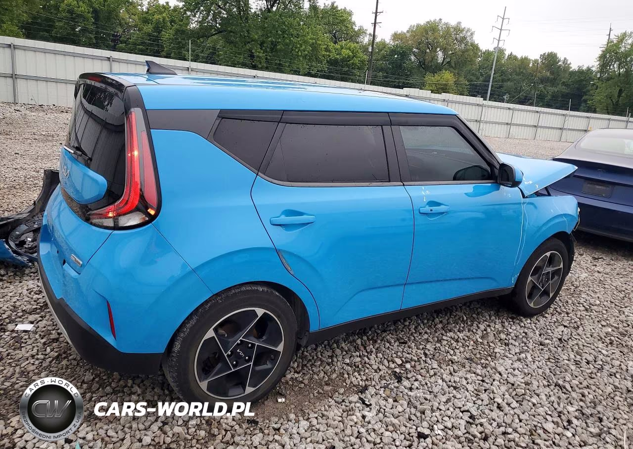 2023 KIA SOUL EX VIN:KNDJ33AU8P7210149 - 3