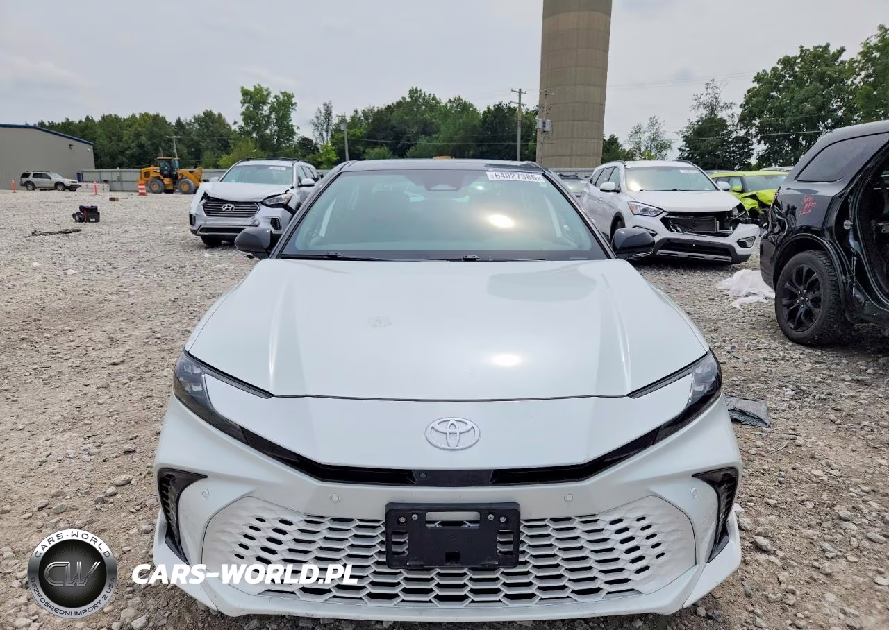 2025 Toyota Camry Xse VIN:4T1DBADK1SU000917 - 5