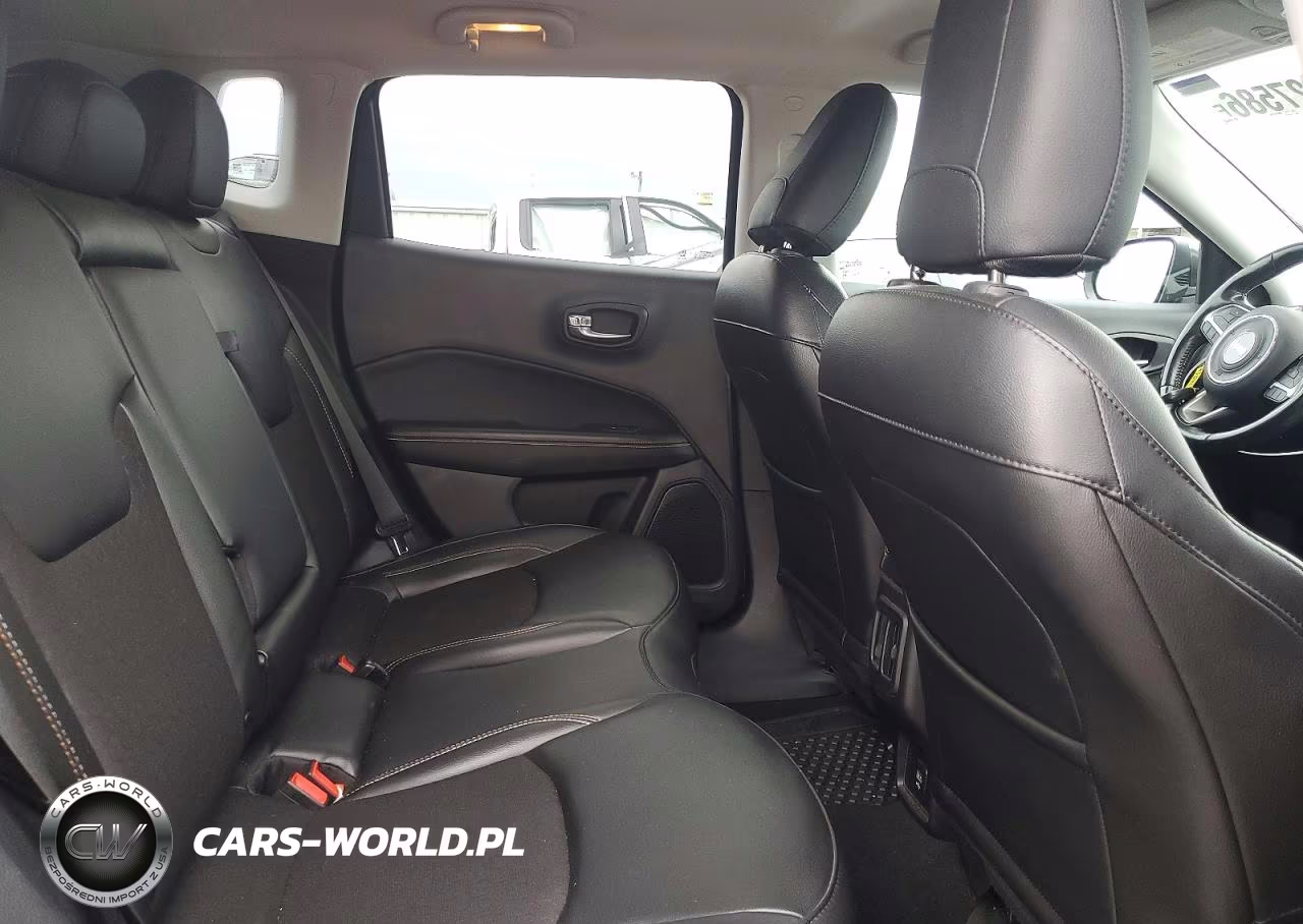 2020 Jeep Compass Latitude VIN:3C4NJDBB3LT165122 - 11