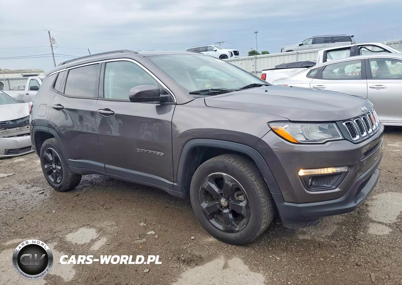 2020 Jeep Compass Latitude VIN:3C4NJDBB3LT165122 - 4