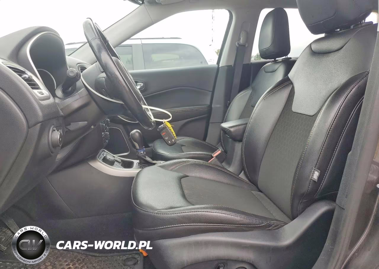 2020 Jeep Compass Latitude VIN:3C4NJDBB3LT165122 - 7