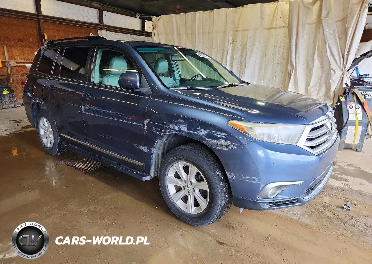 2013 Toyota Highlander Se VIN:5TDBK3EH9DS212384 - 4