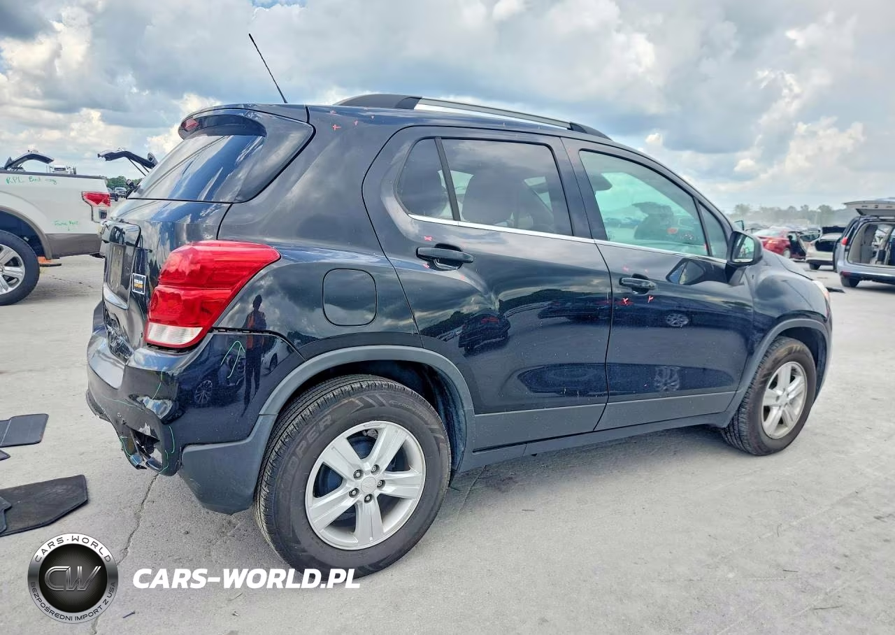 2019 Chevrolet Trax 1Lt VIN:3GNCJLSB7KL390974 - 3