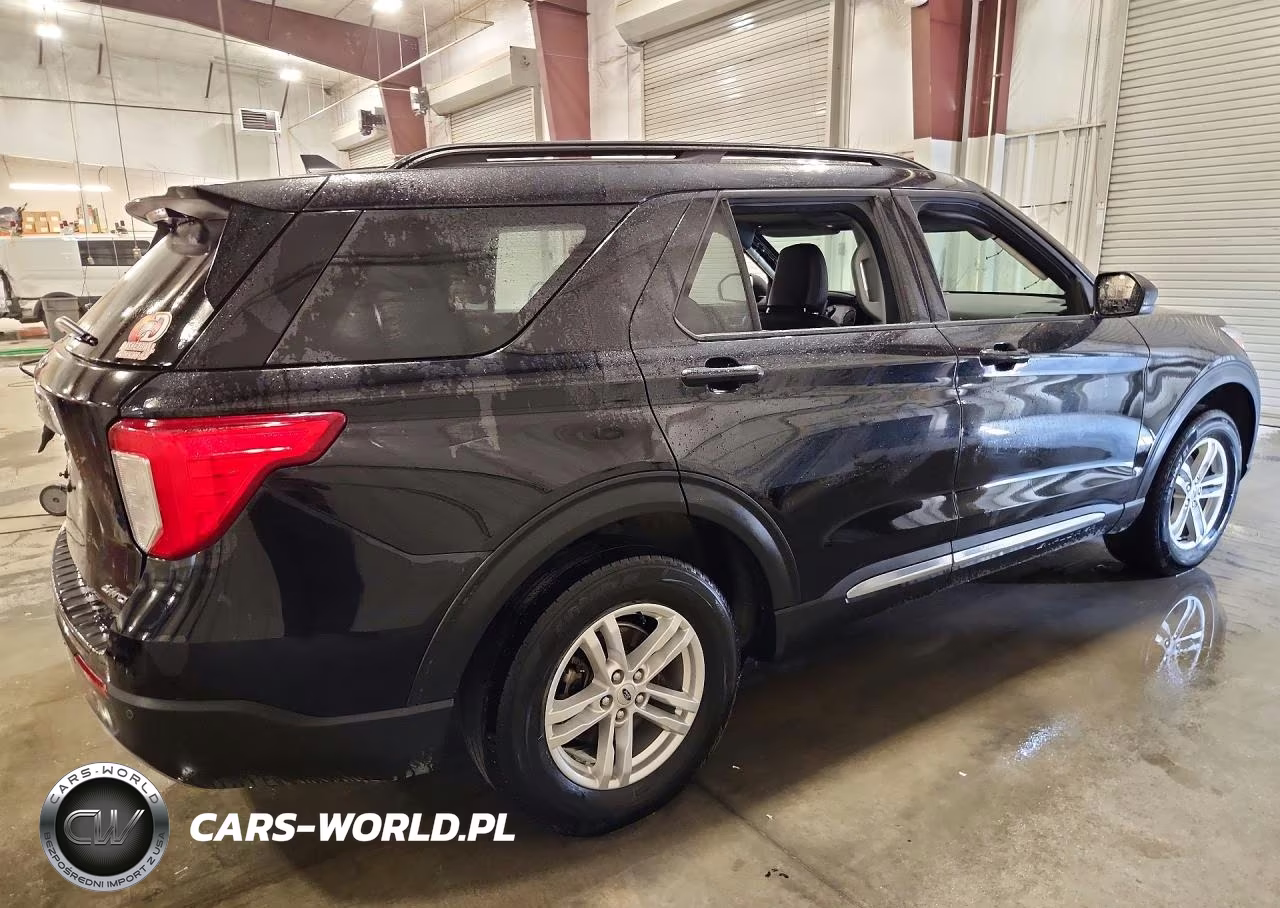 2022 Ford Explorer Xlt VIN:1FMSK8DH3NGB47537 - 3