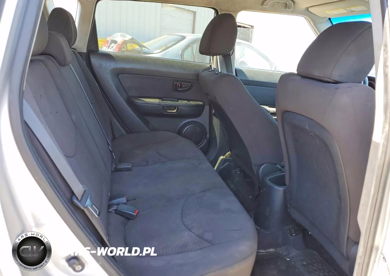 2011 Kia Soul Base VIN:KNDJT2A17B7347477 - 10