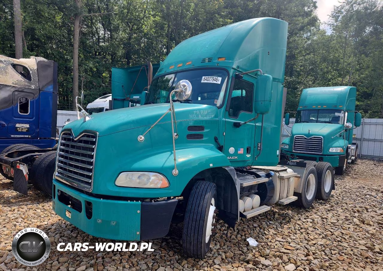 2015 Mack 600 Cxu600 - Semi Truck