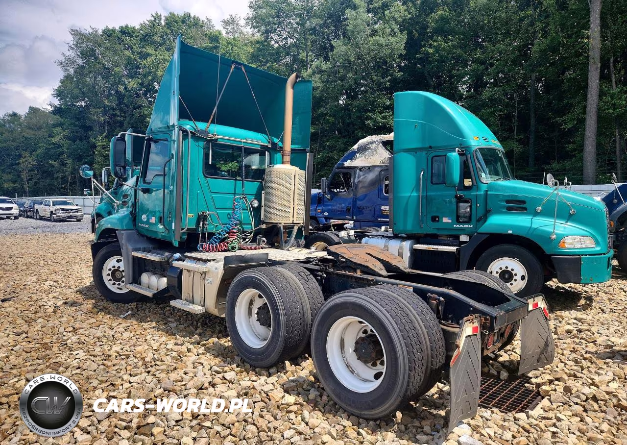 2015 Mack 600 Cxu600 - Semi Truck VIN:1M1AW02Y4FM048270 - 2