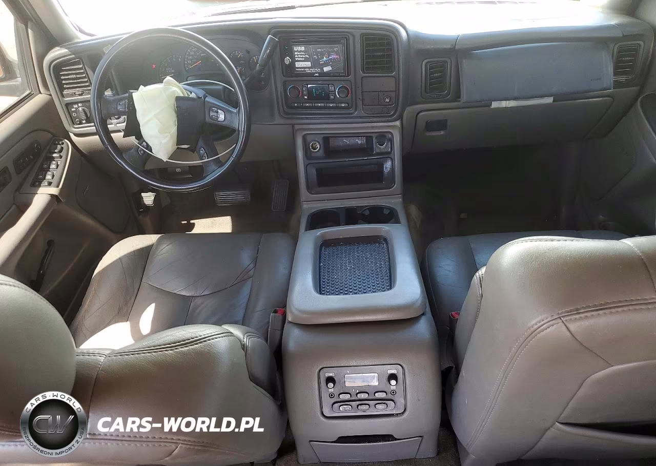 2005 Chevrolet Tahoe C1500 VIN:1GNEC13T95R105851 - 8