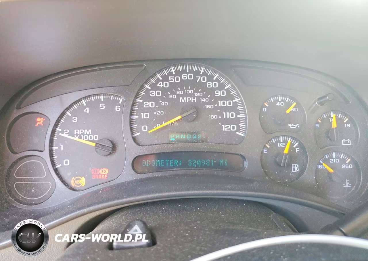 2005 Chevrolet Tahoe C1500 VIN:1GNEC13T95R105851 - 9